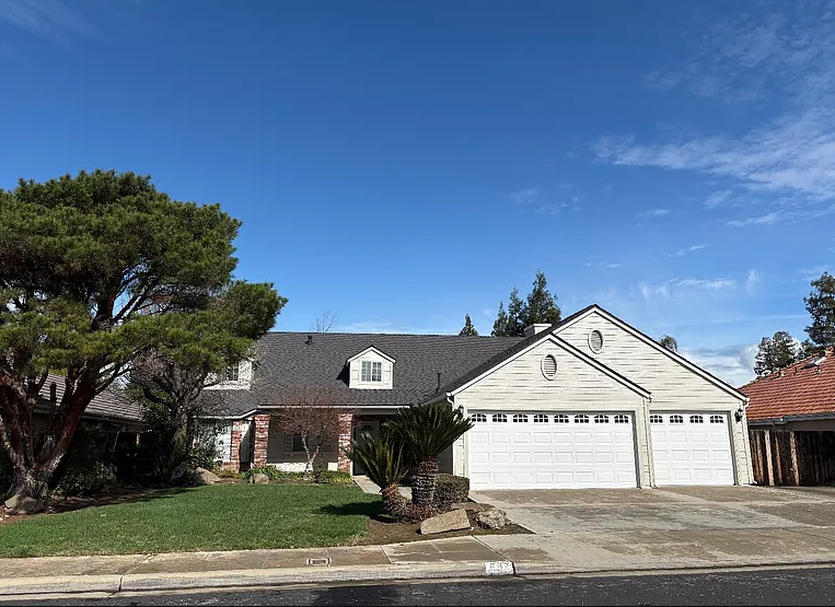 697 Cromwell Ave